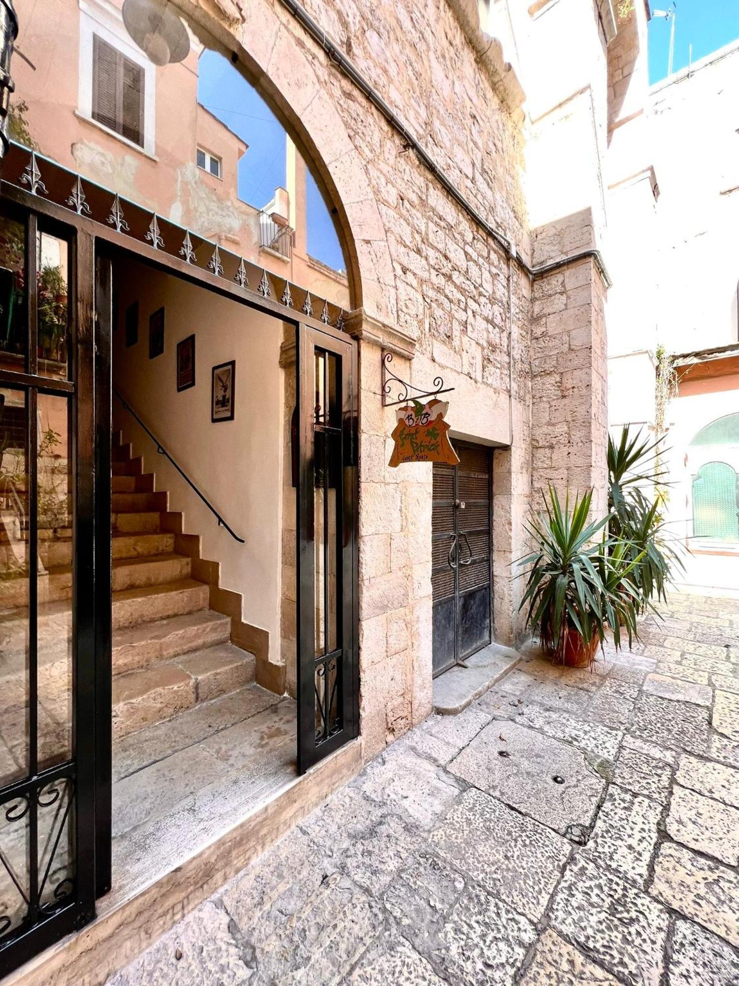 Casa Vacanza Saint Patrick Barletta Eksteriør bilde